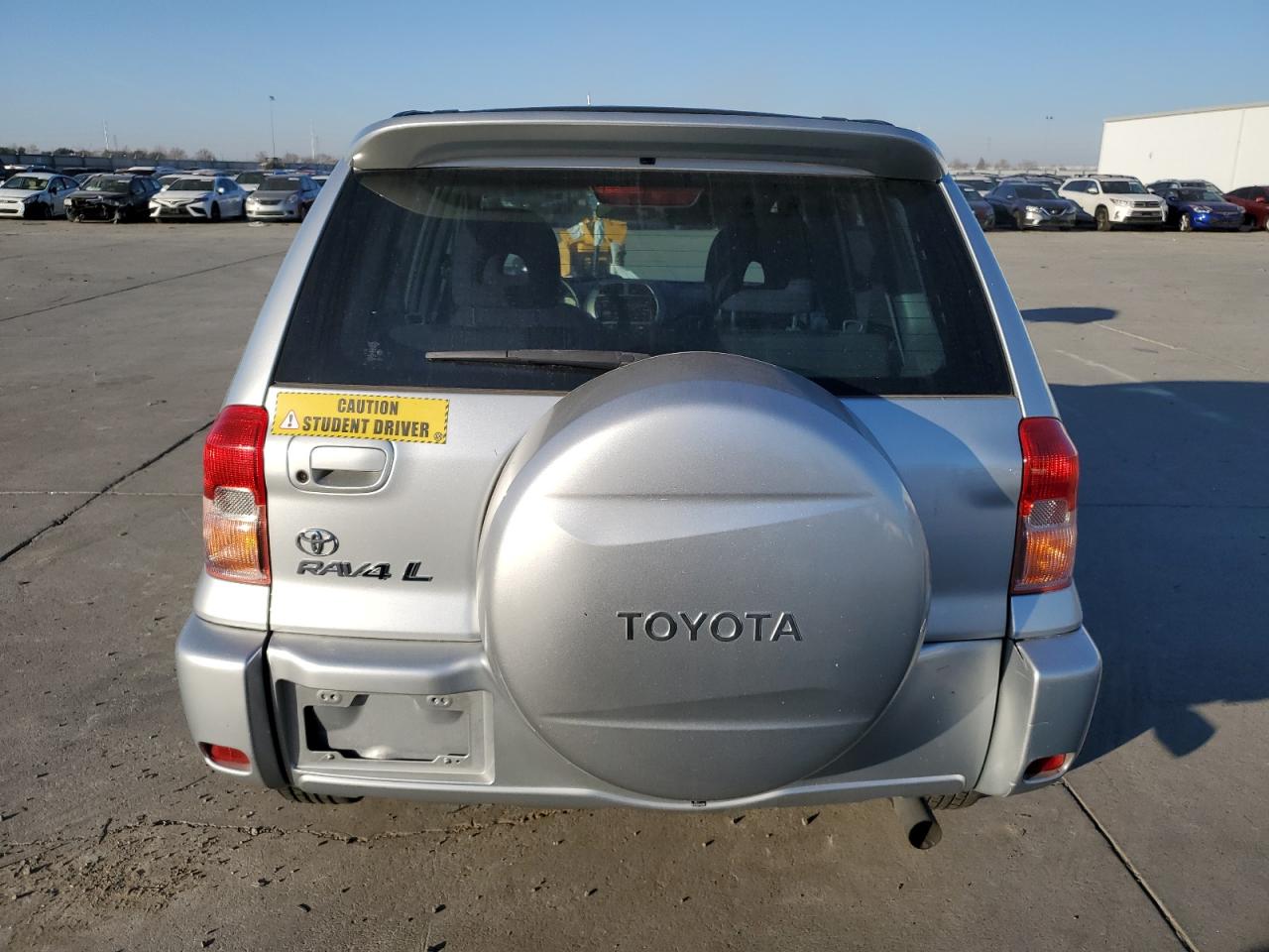 2003 Toyota RAV 4 - Image 6