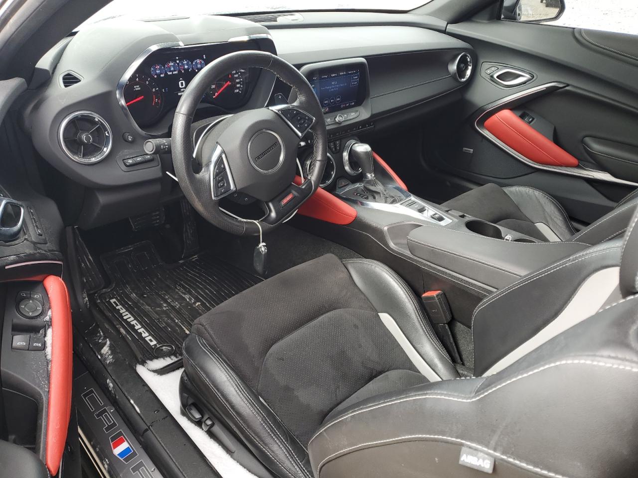 2023 Chevrolet Camaro - Image 8