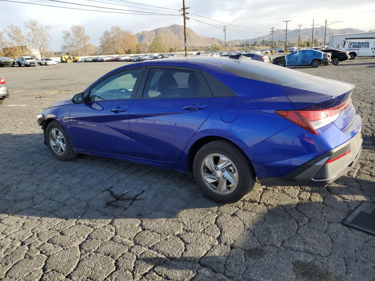 2024 Hyundai Elantra - Image 2