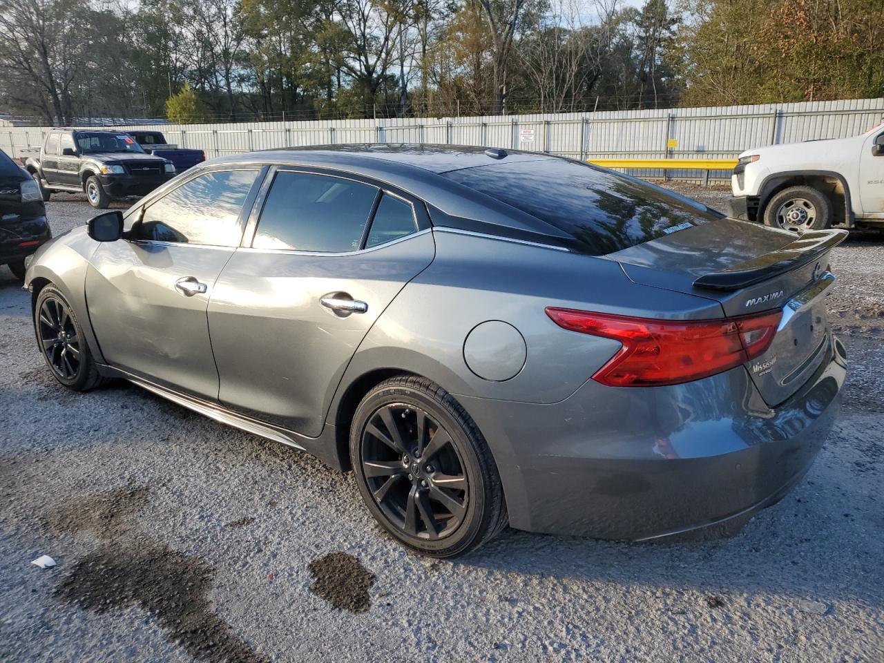 2018 Nissan Maxima - Image 2