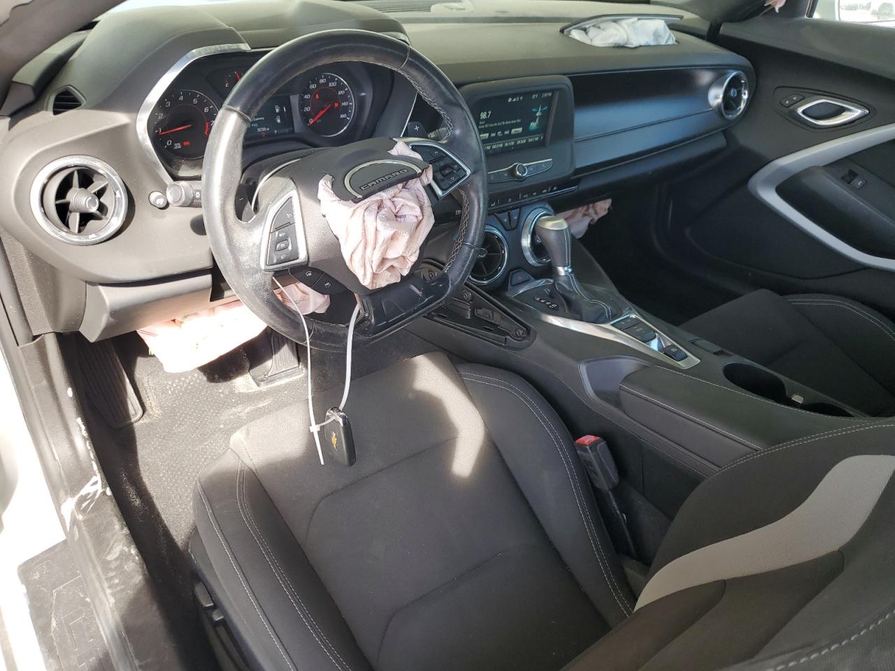 2018 Chevrolet Camaro - Image 8