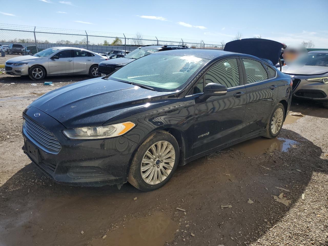 2016 Ford Fusion - Image 2