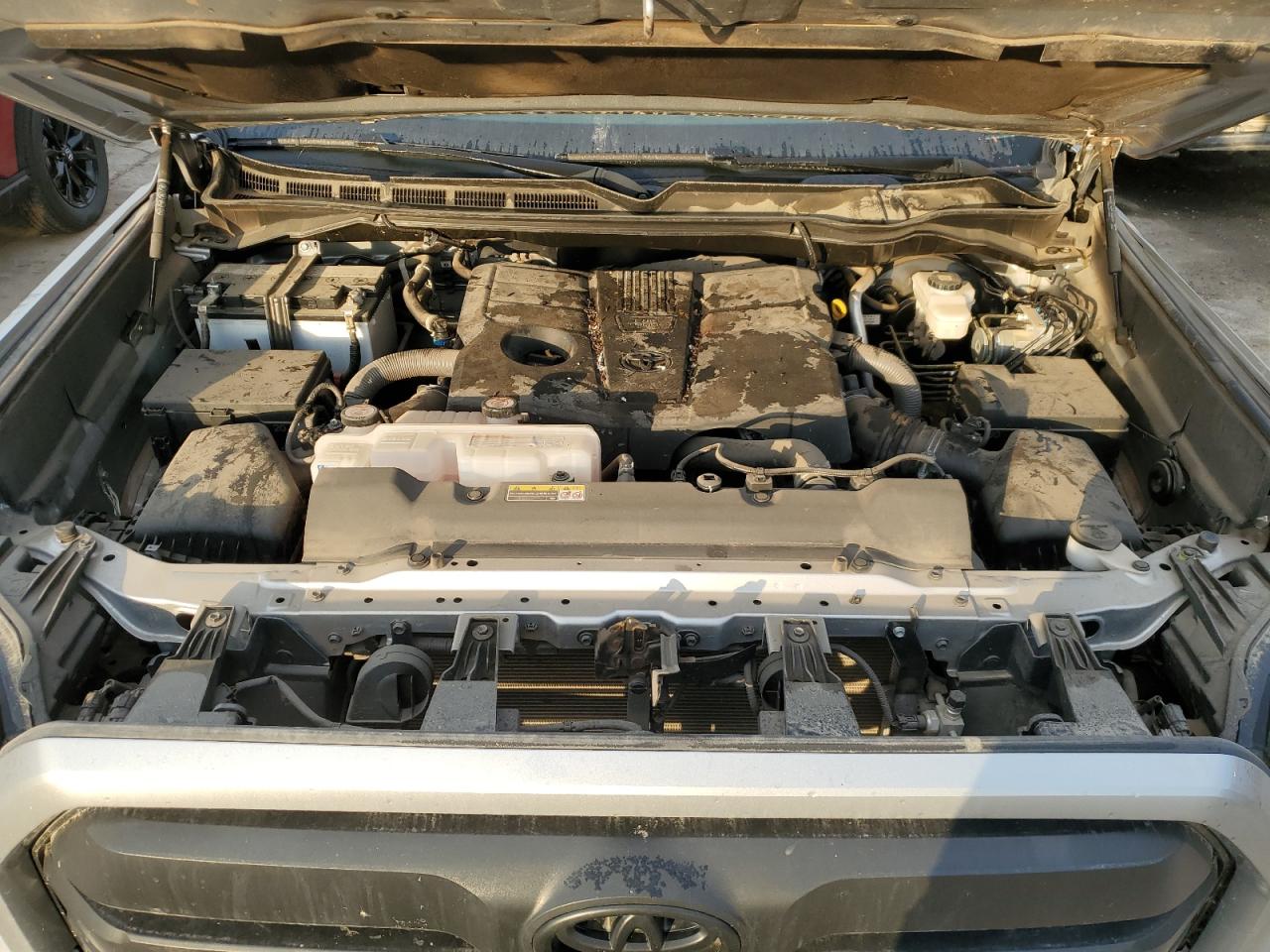 2022 Toyota Tundra Crewmax Sr VIN: 5TFLA5AB8NX015349 Lot: 43063425