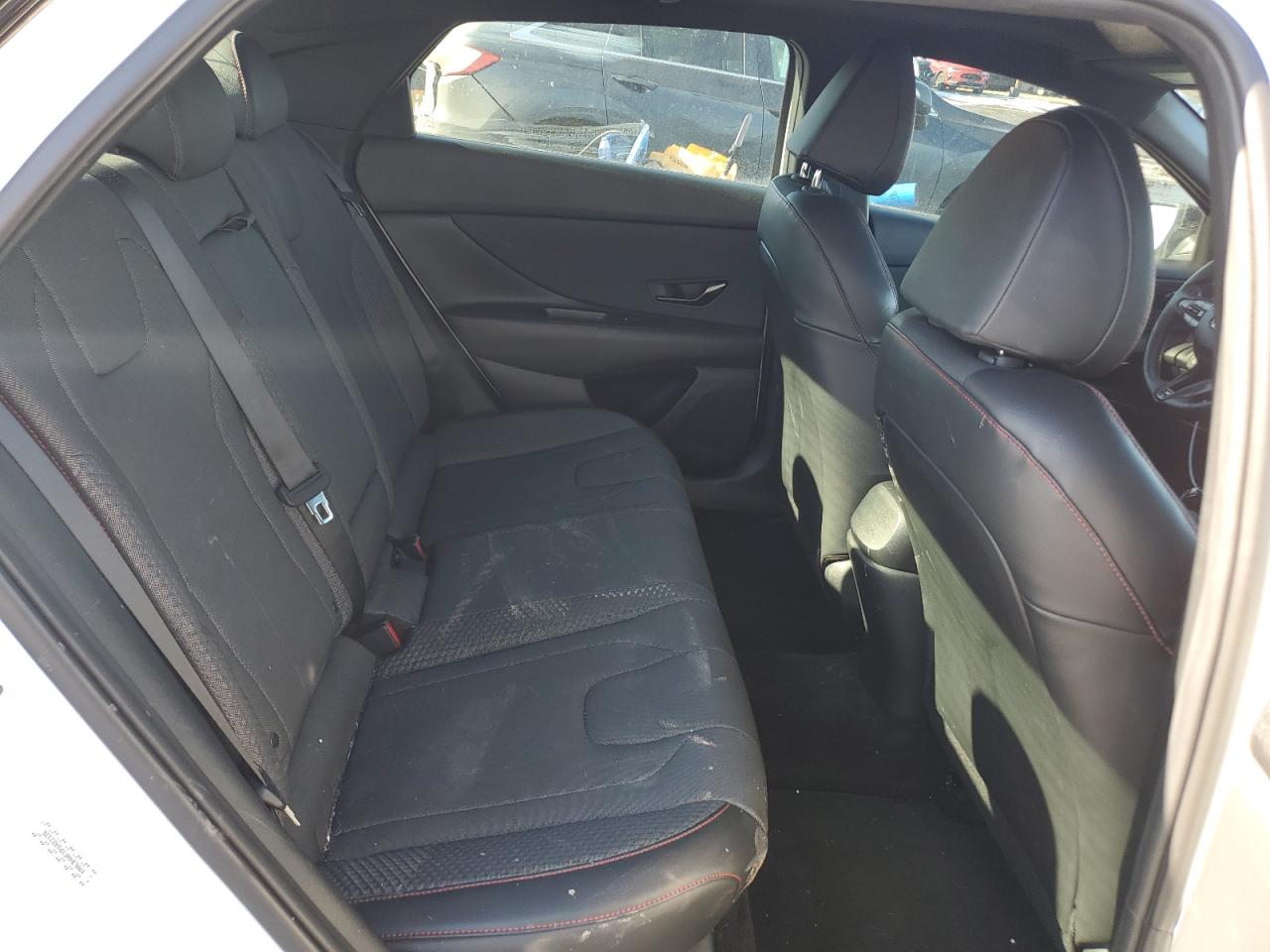 2023 Hyundai Elantra - Image 10