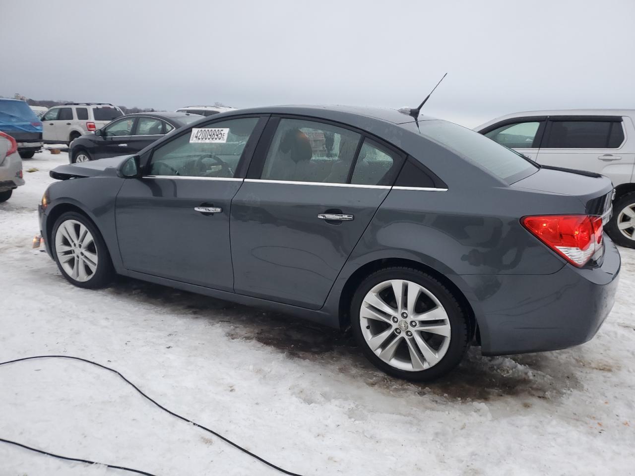 2013 Chevrolet Cruze - Image 2