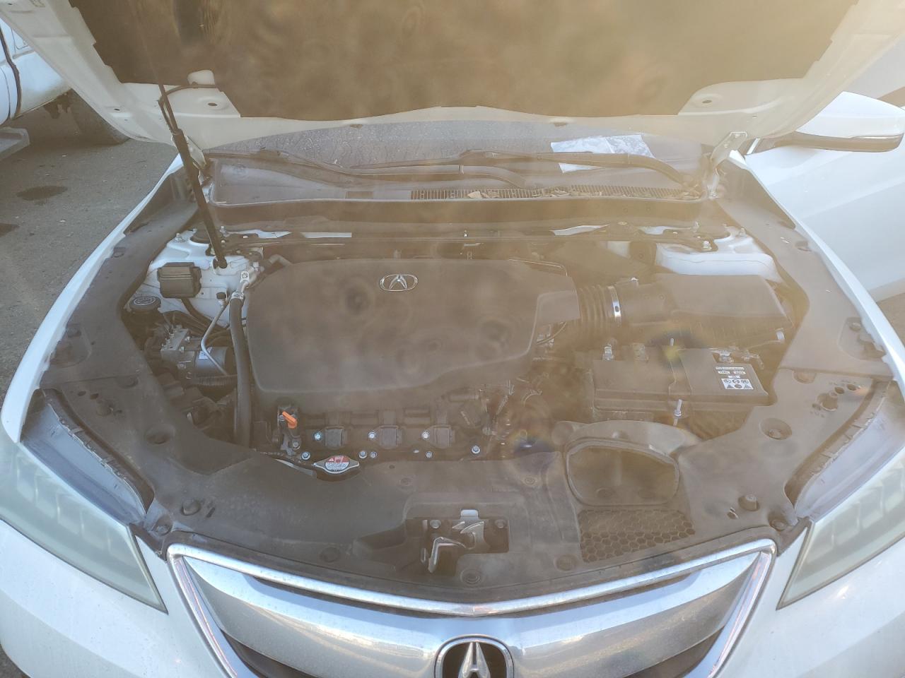 2015 Acura TLX - Image 11