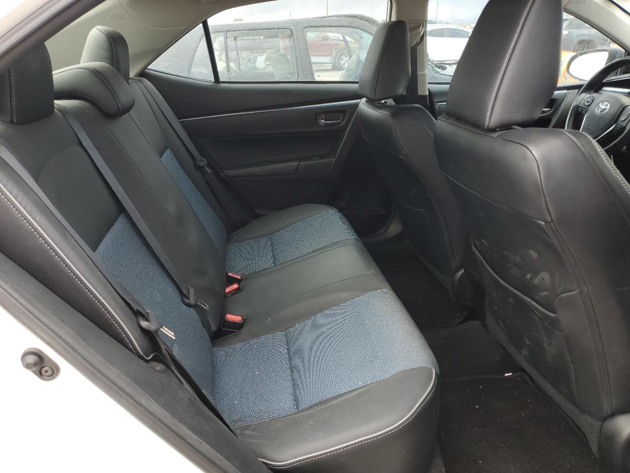 2014 Toyota Corolla - Image 10