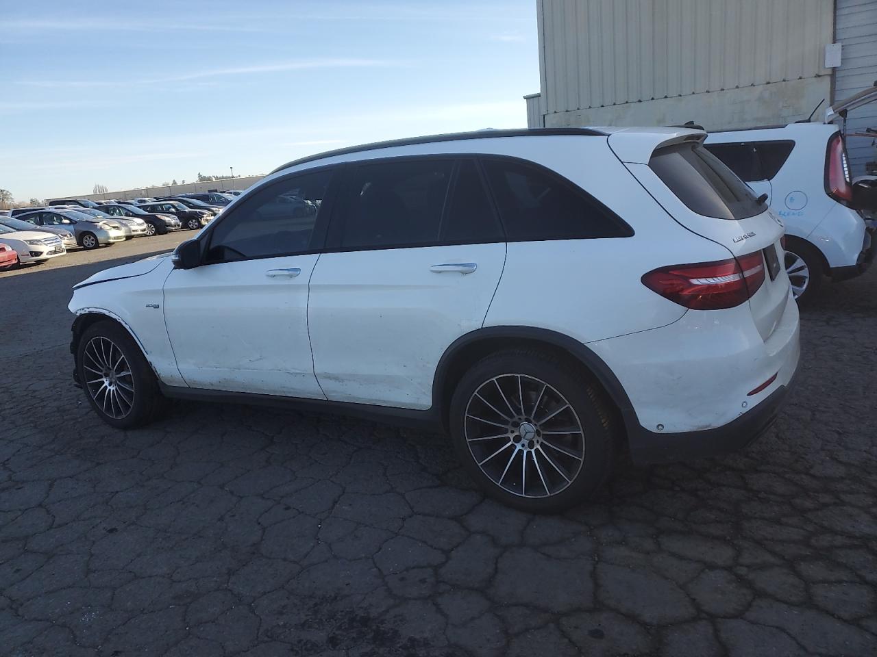 2017 Mercedes-Benz GLC - Image 2