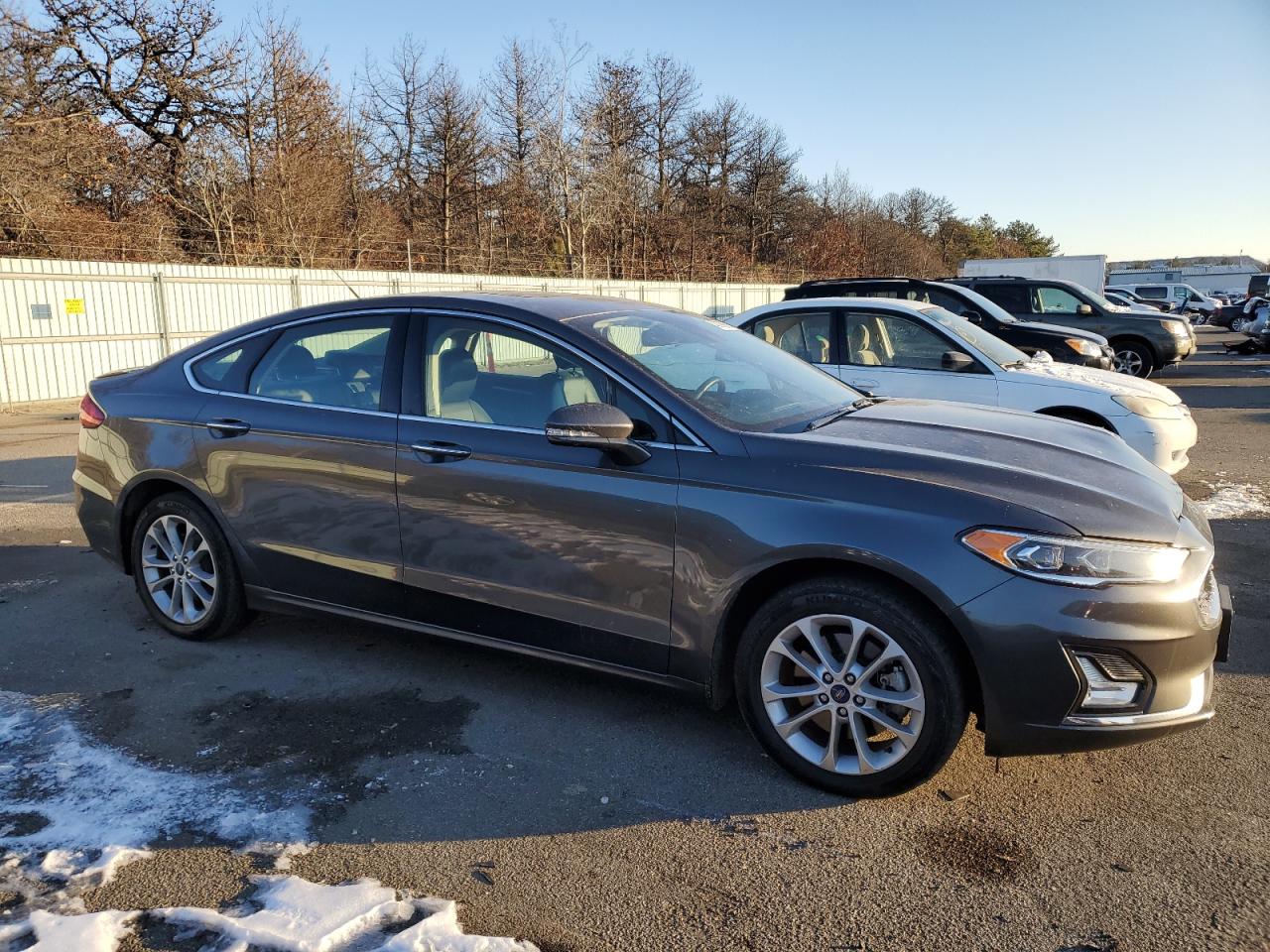 2020 Ford Fusion - Image 4
