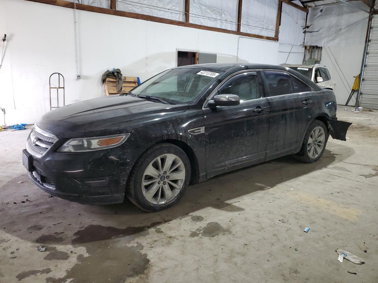 2012 Ford Taurus - Image 1