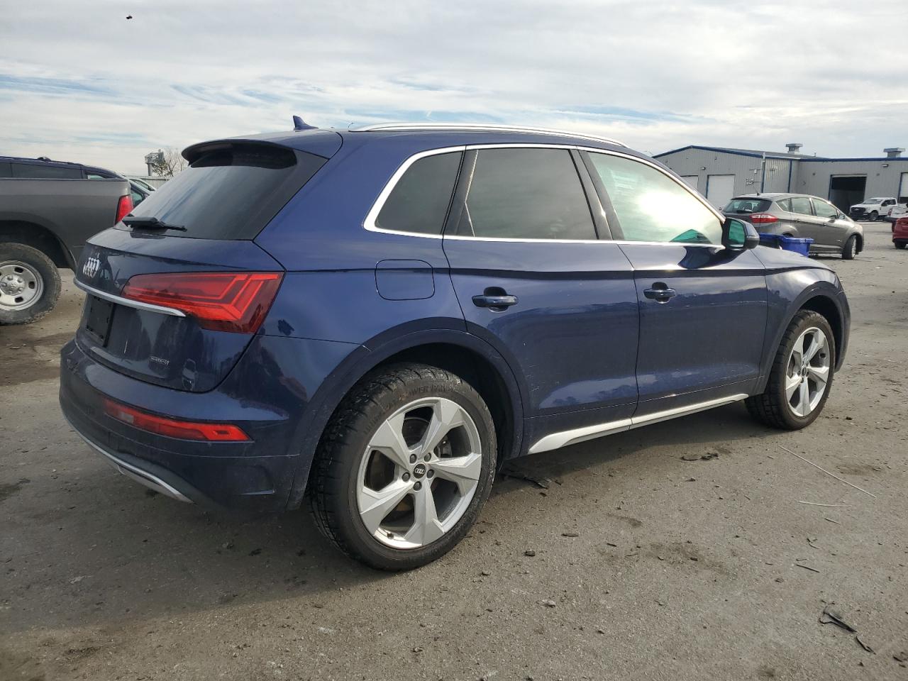 2021 Audi Q5 - Image 3