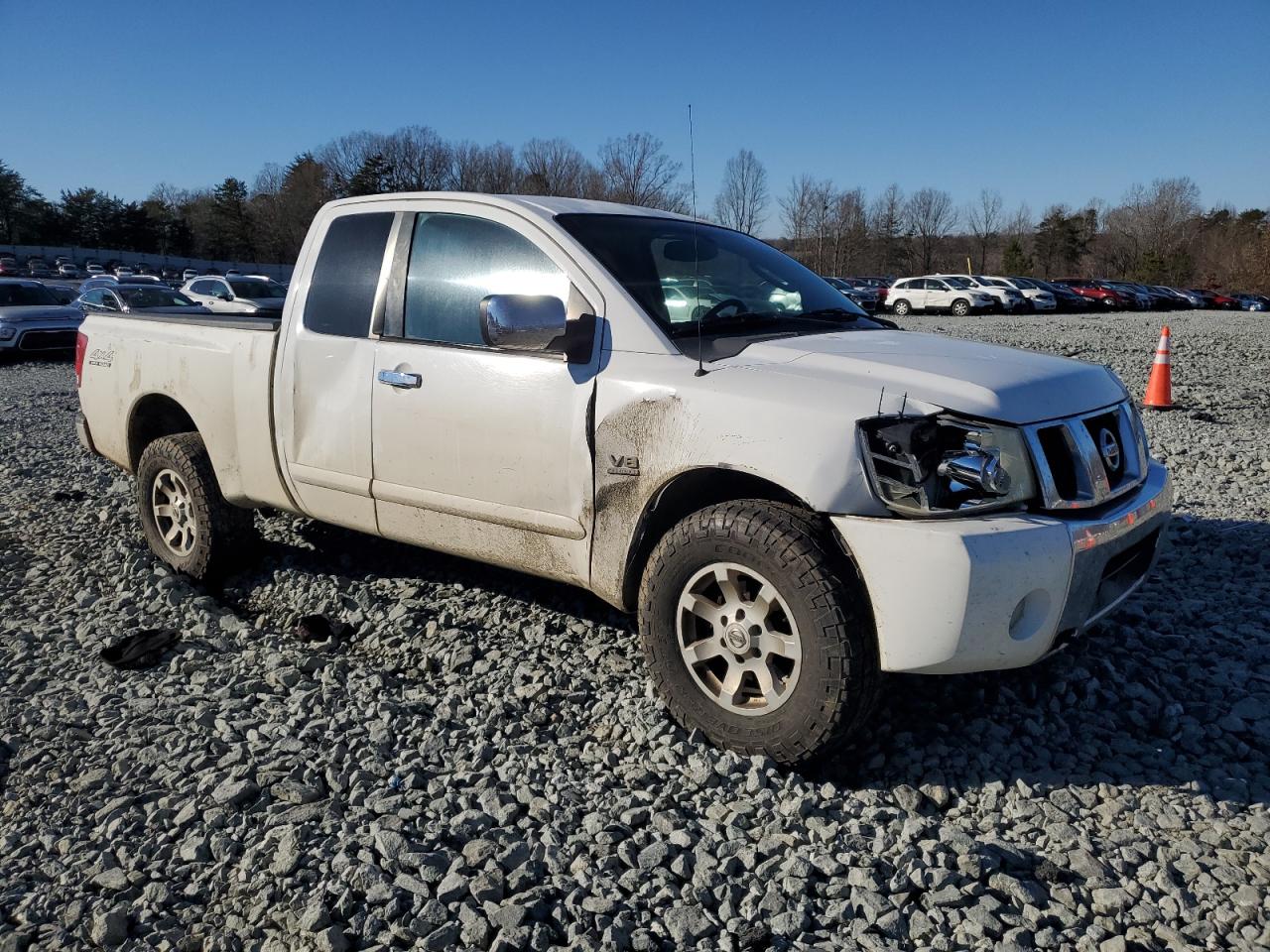 2004 Nissan Titan - Image 4