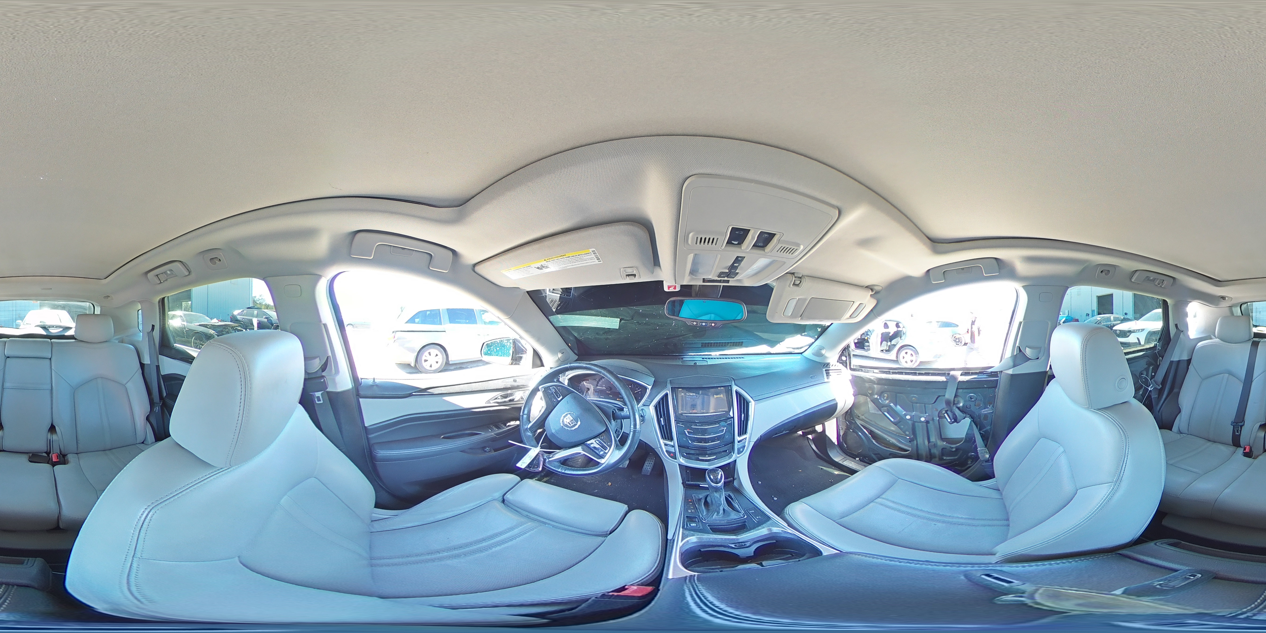 2015 Cadillac SRX - Image 16