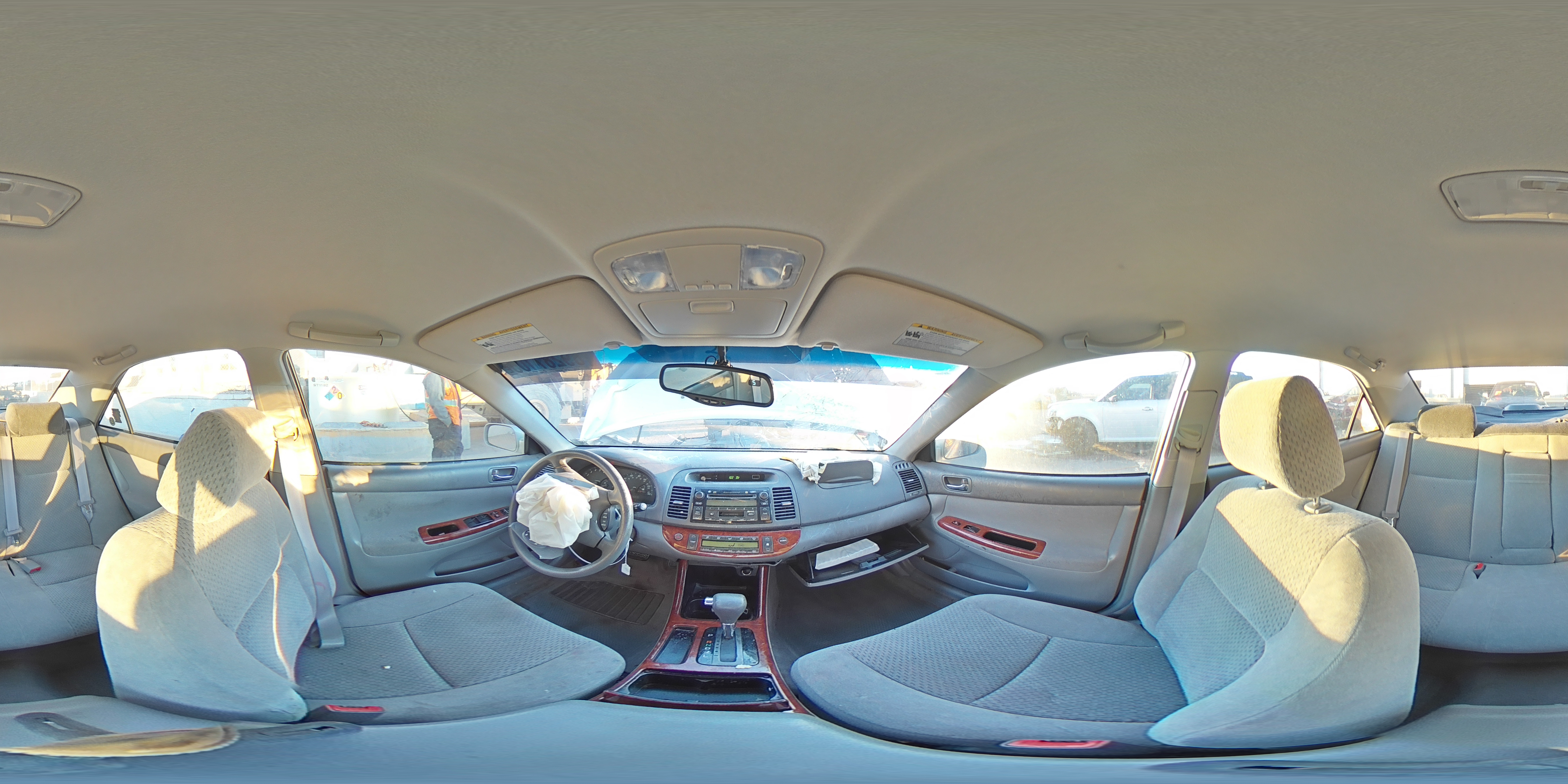 2004 Toyota Camry - Image 12