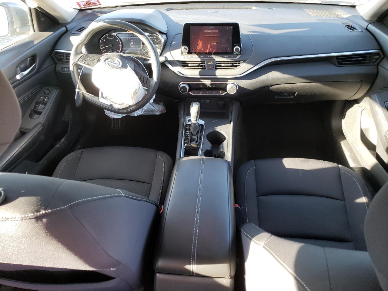 2020 Nissan Altima - Image 8