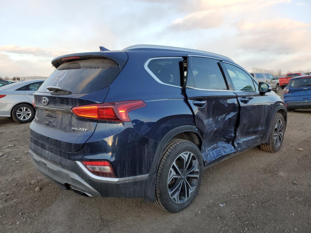 2020 Hyundai Santa Fe - Image 3