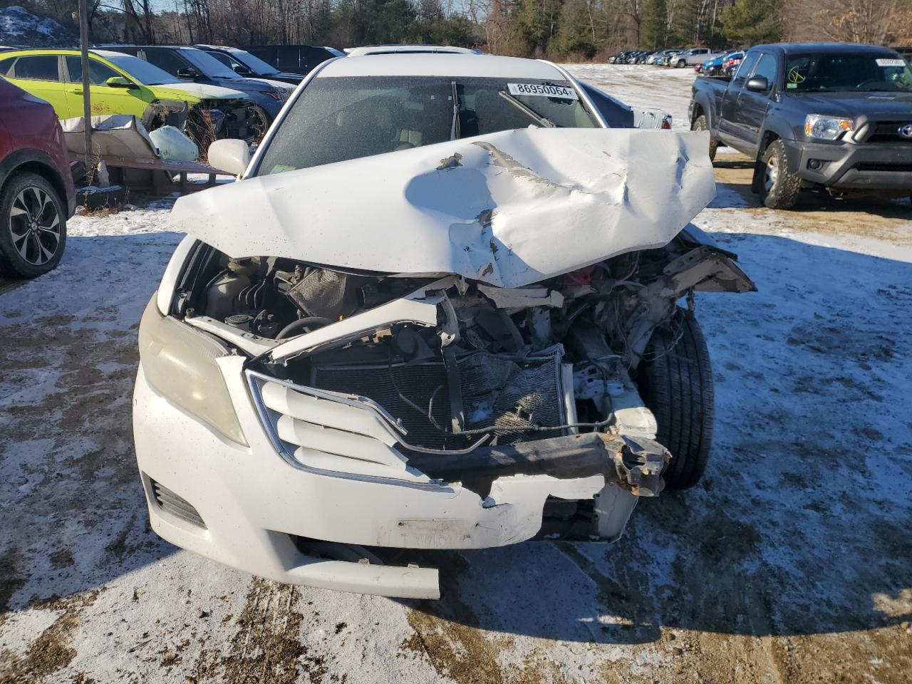 2010 Toyota Camry - Image 5