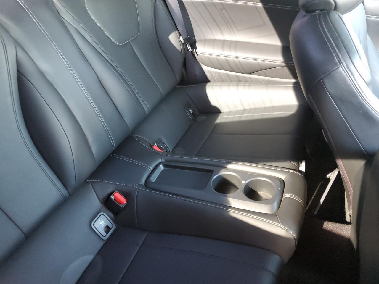 2017 Infiniti Q60 - Image 10