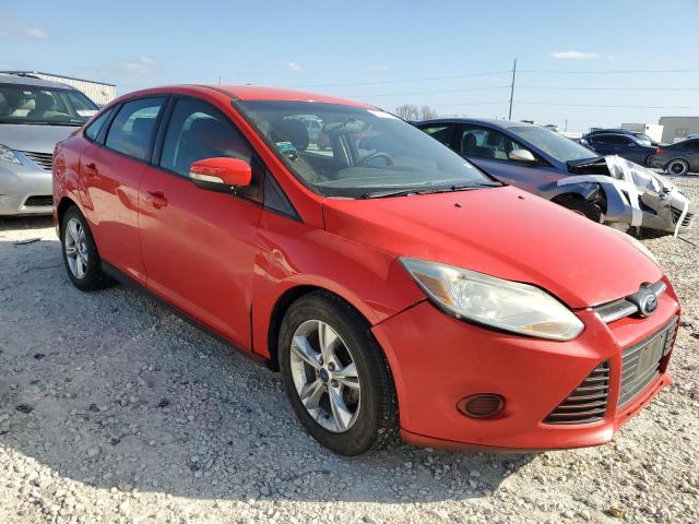  FORD FOCUS 2013 Czerwony