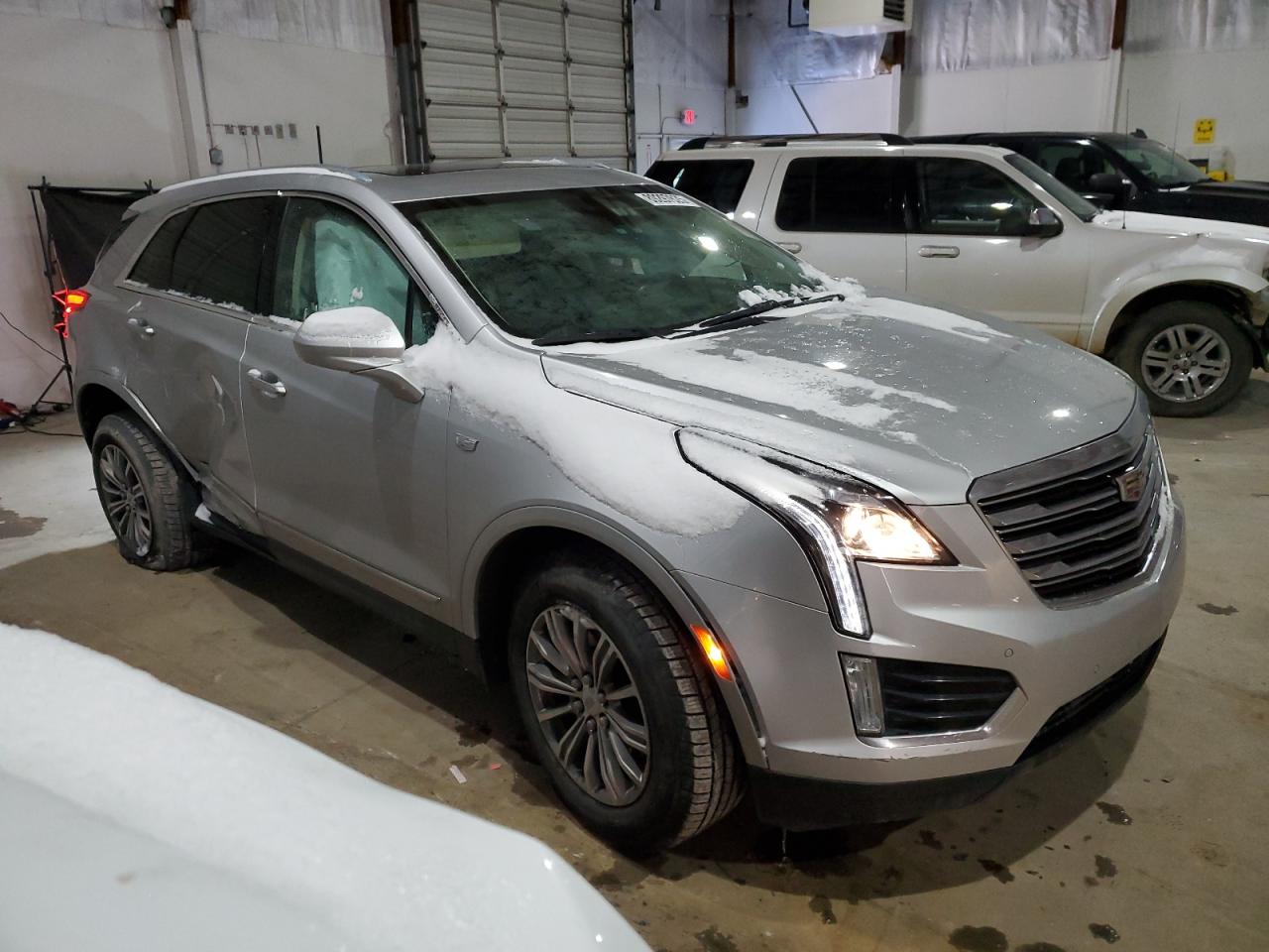 2019 Cadillac XT5 - Image 4