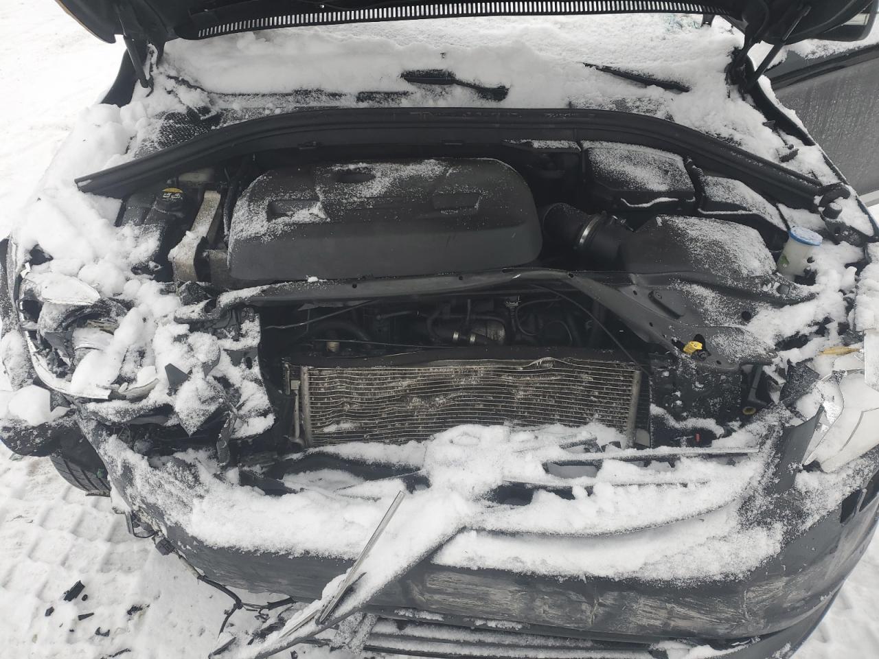 2017 Volvo XC60 - Image 13