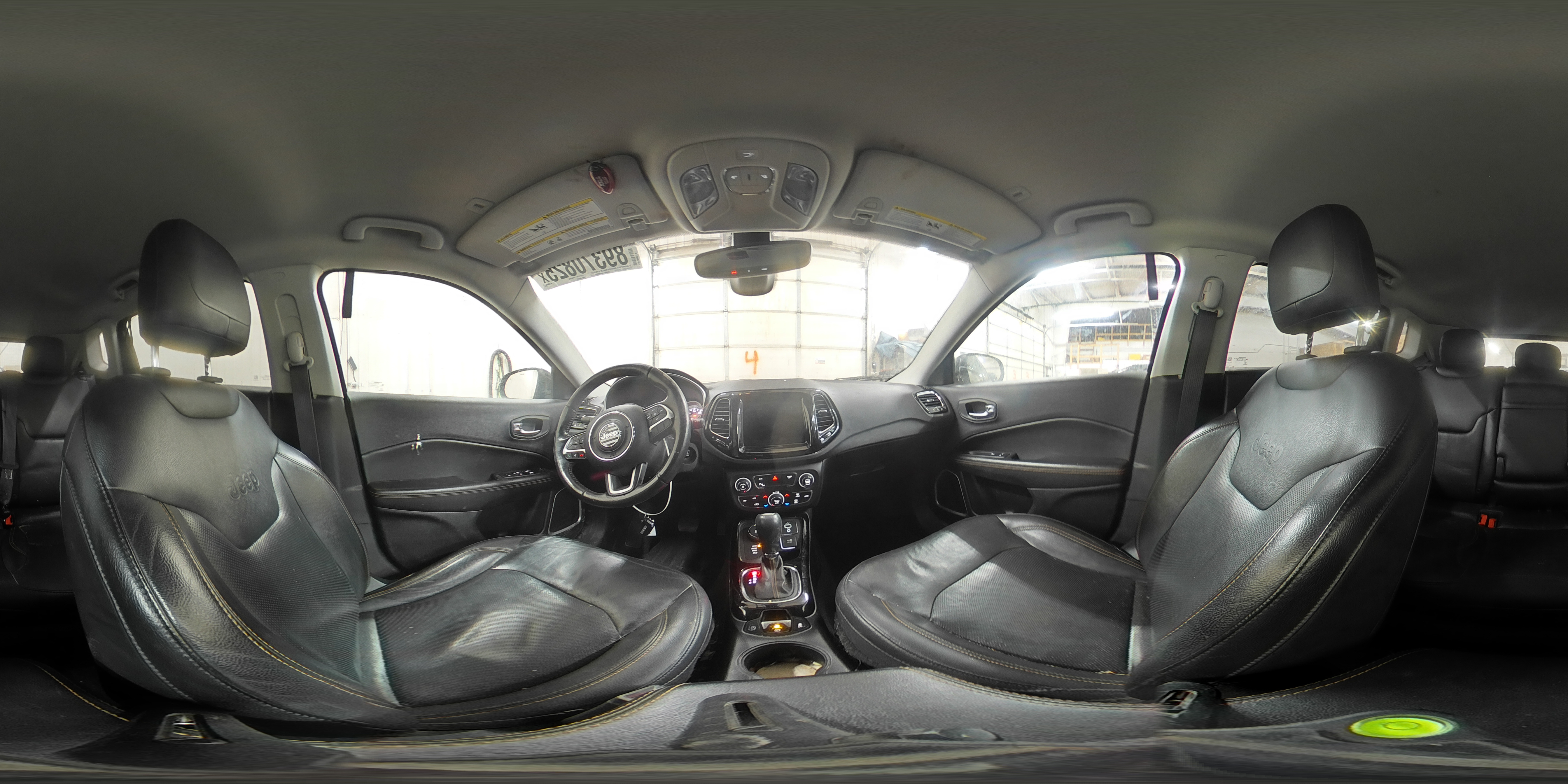 2018 Jeep Compass - Image 13