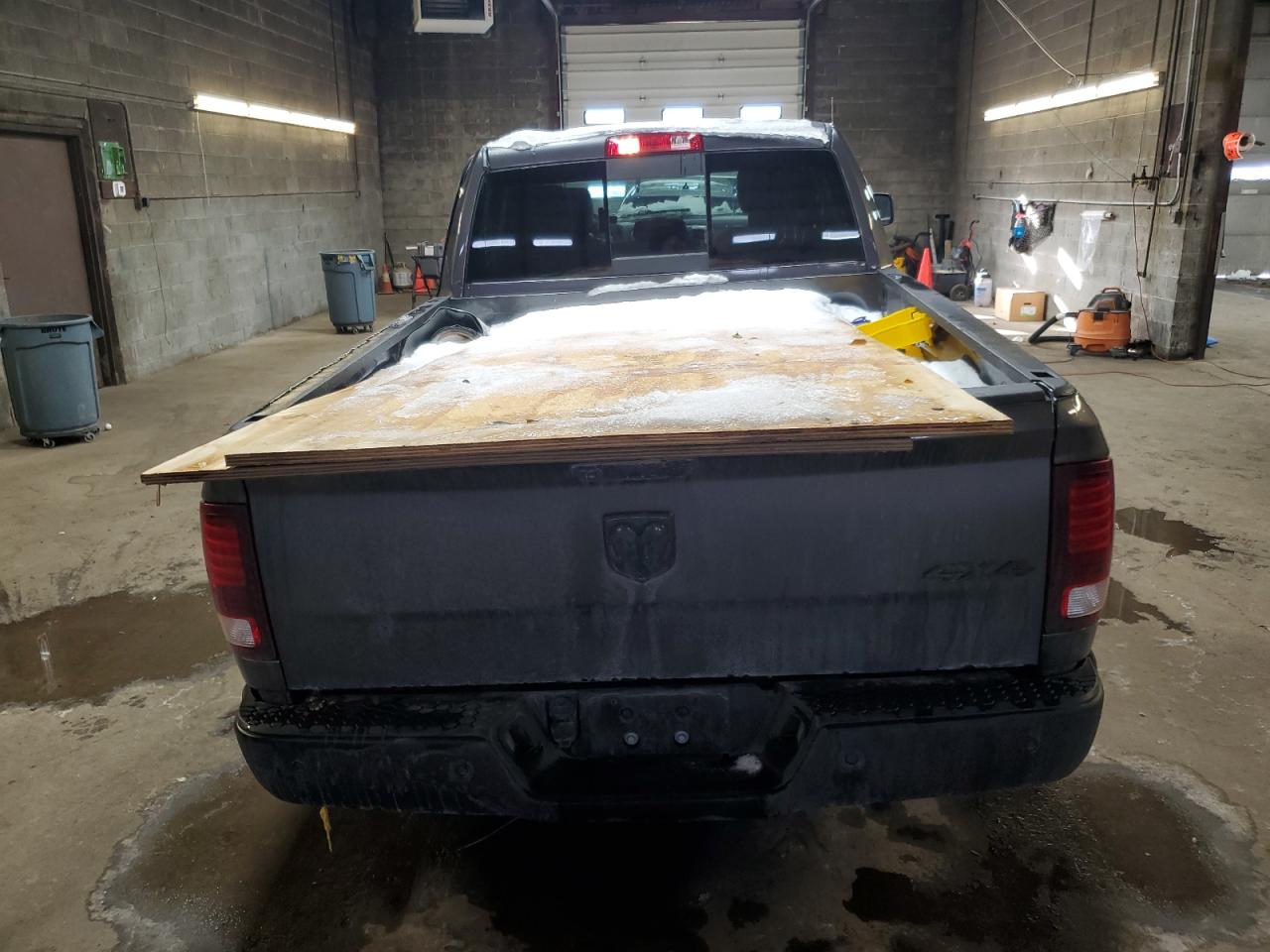 2020 RAM 1500 - Image 6