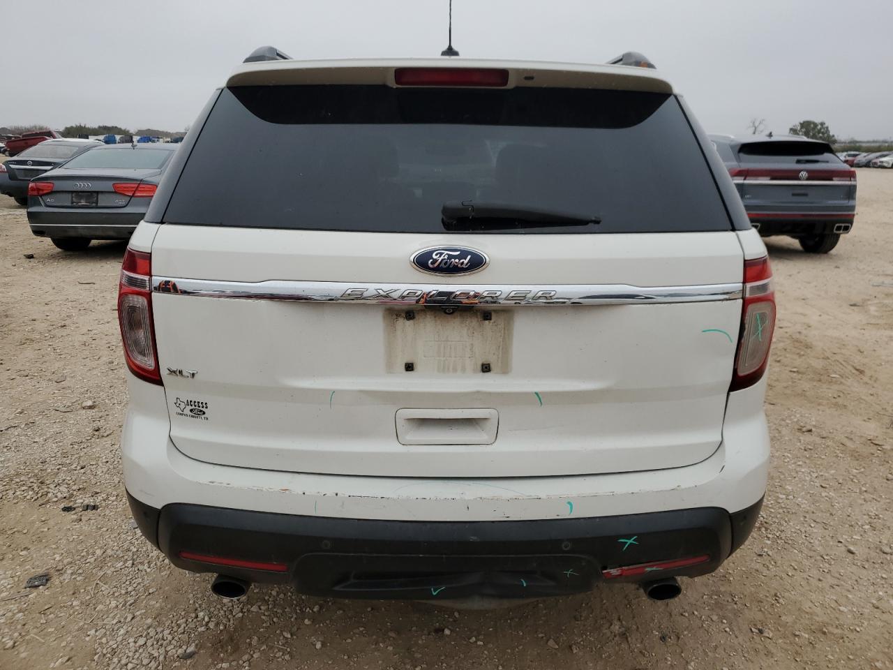 2012 Ford Explorer - Image 6