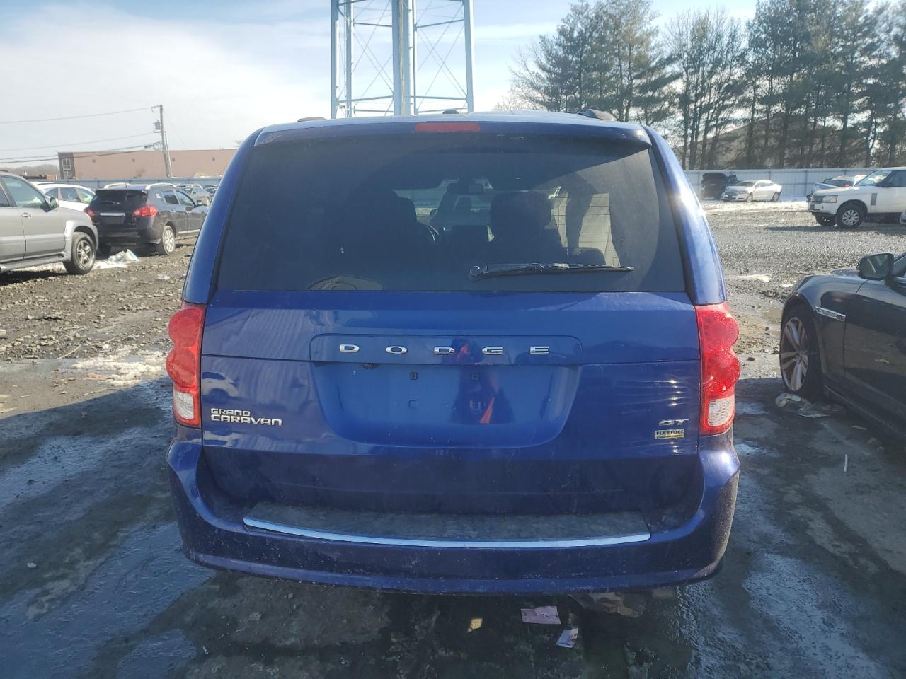 2019 Dodge Caravan - Image 6