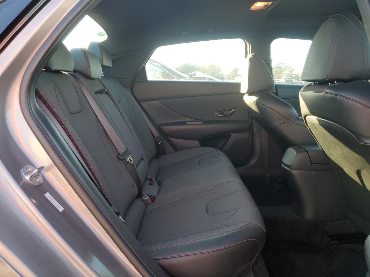 2023 Hyundai Elantra - Image 10