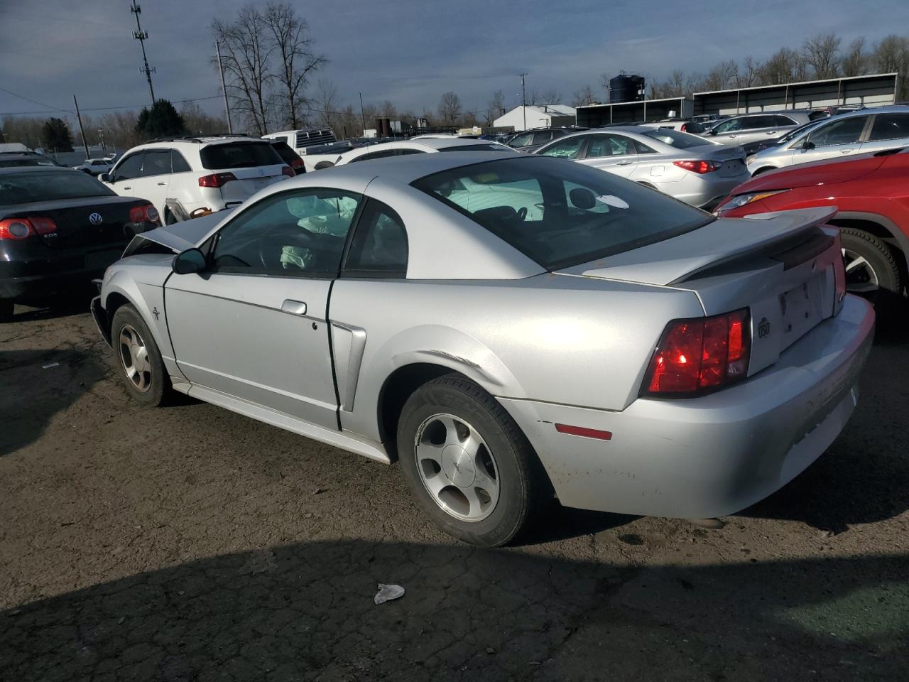 2000 Ford Mustang - Image 2