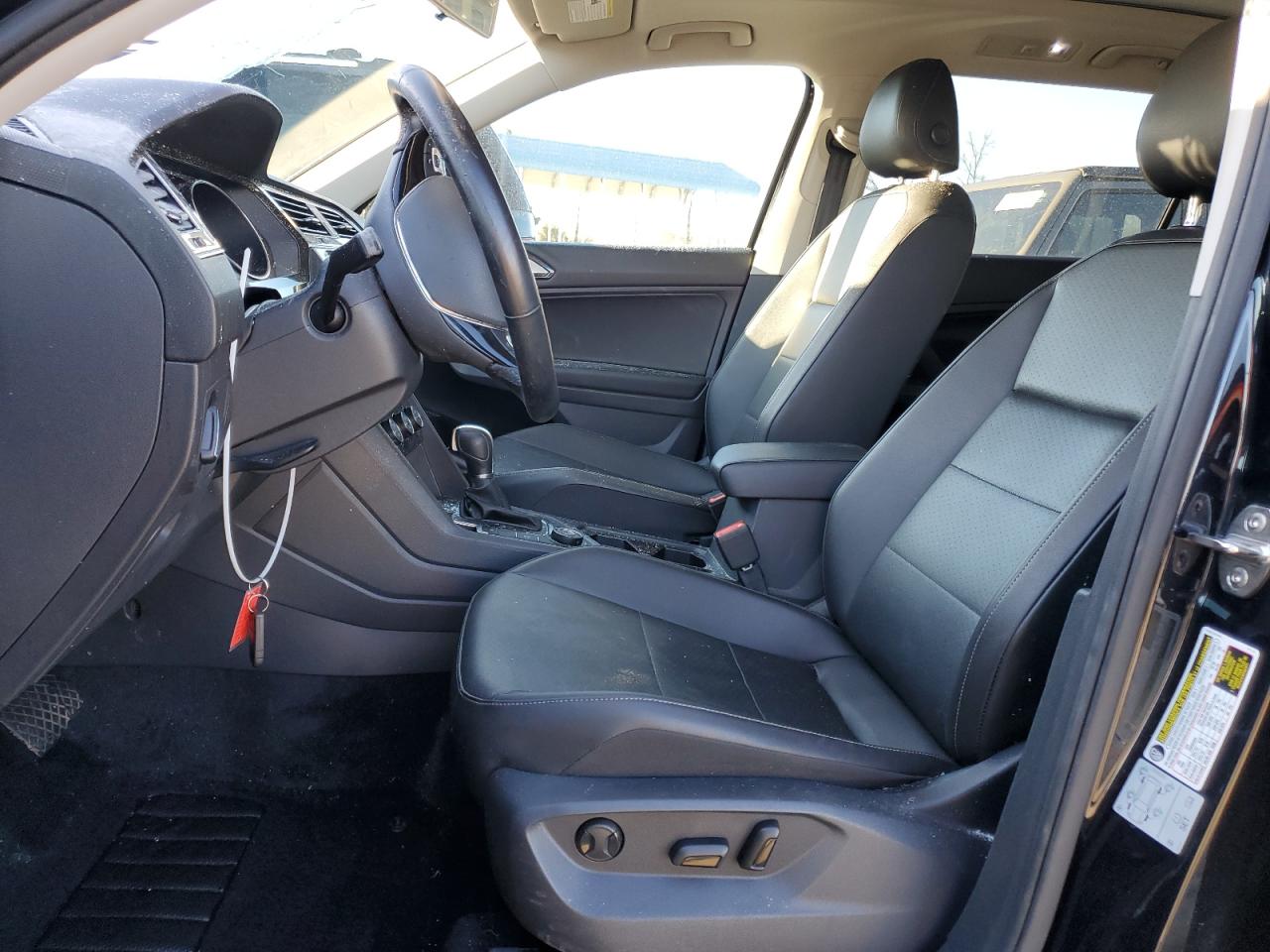 2018 Volkswagen Tiguan - Image 7