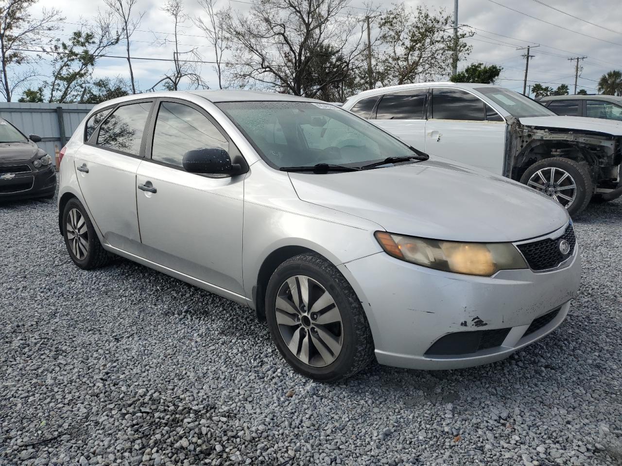 2013 Kia Forte - Image 4