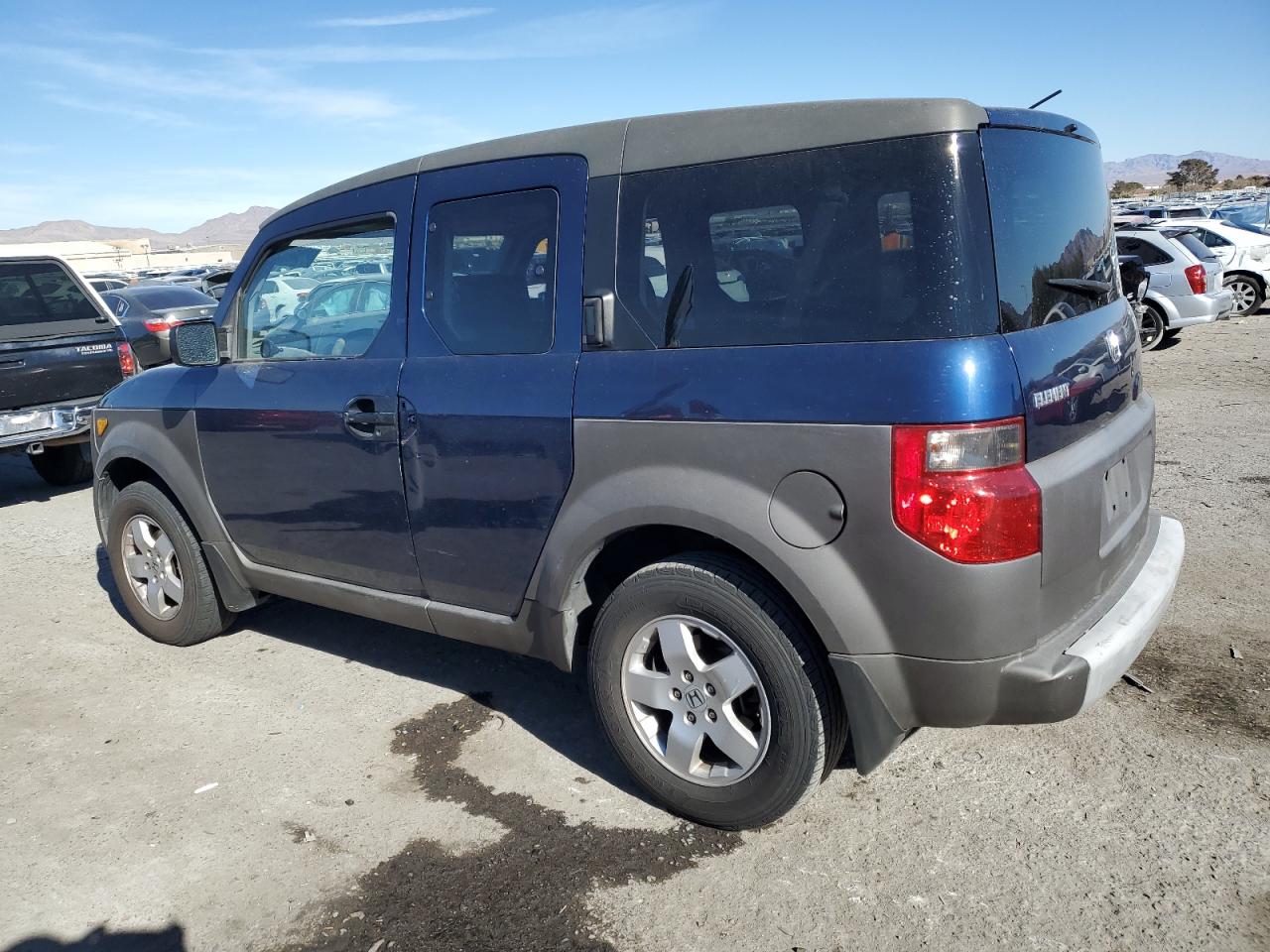 2003 Honda Element - Image 2