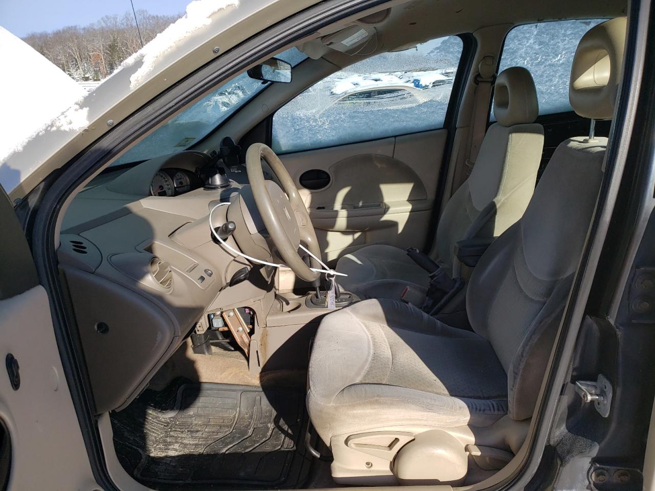 2004 Saturn ION - Image 7
