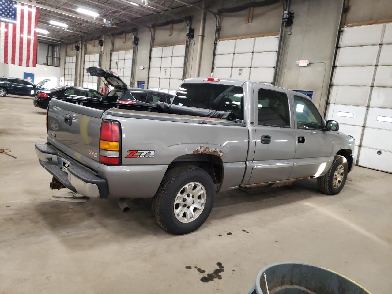 2006 GMC Sierra - Image 3