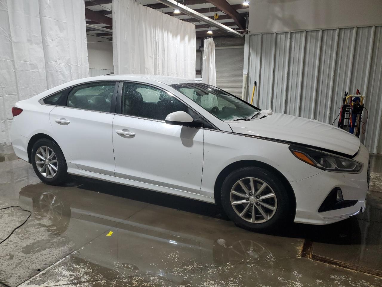 2018 Hyundai Sonata - Image 4