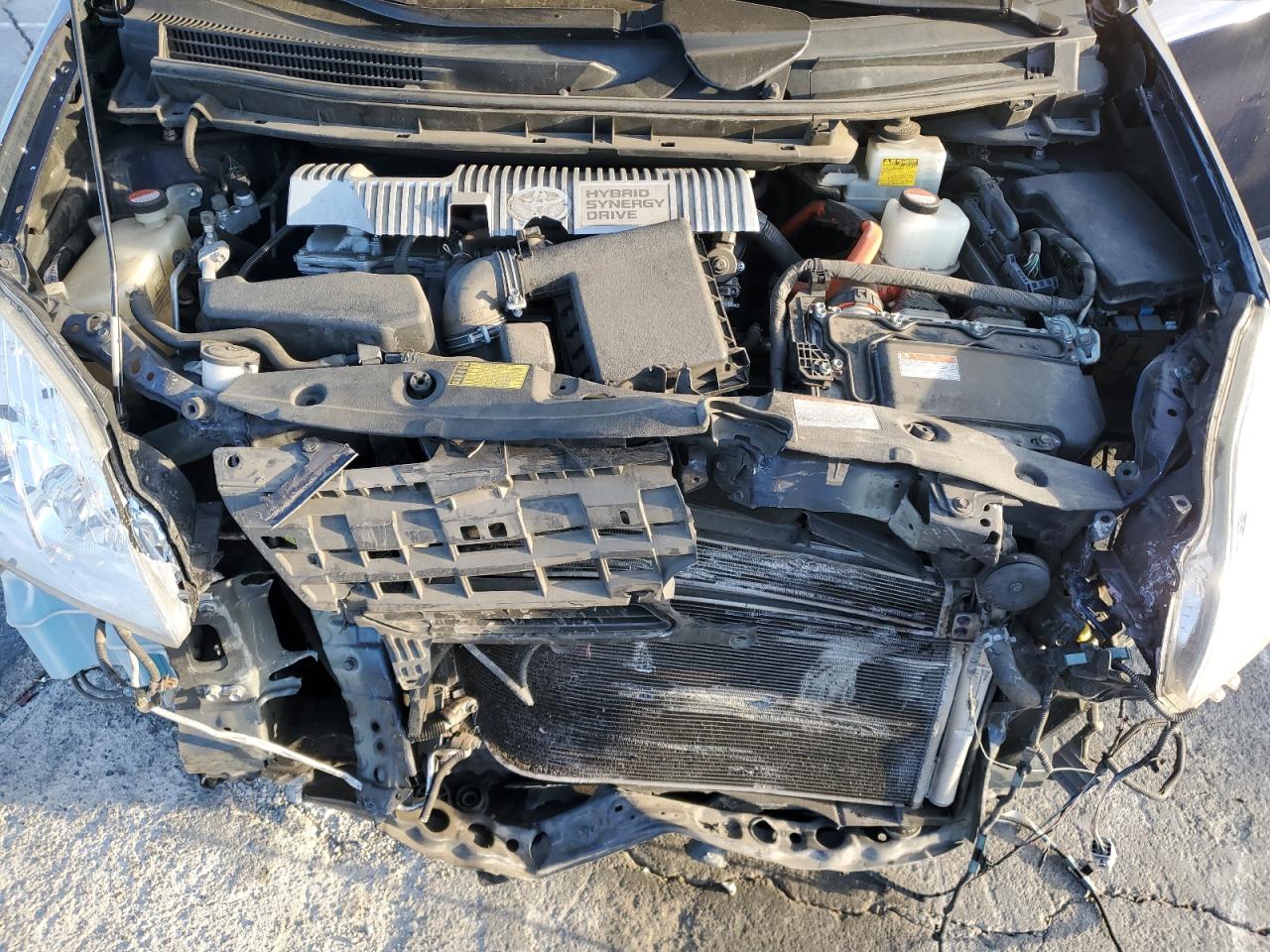 2015 Toyota Prius - Image 11