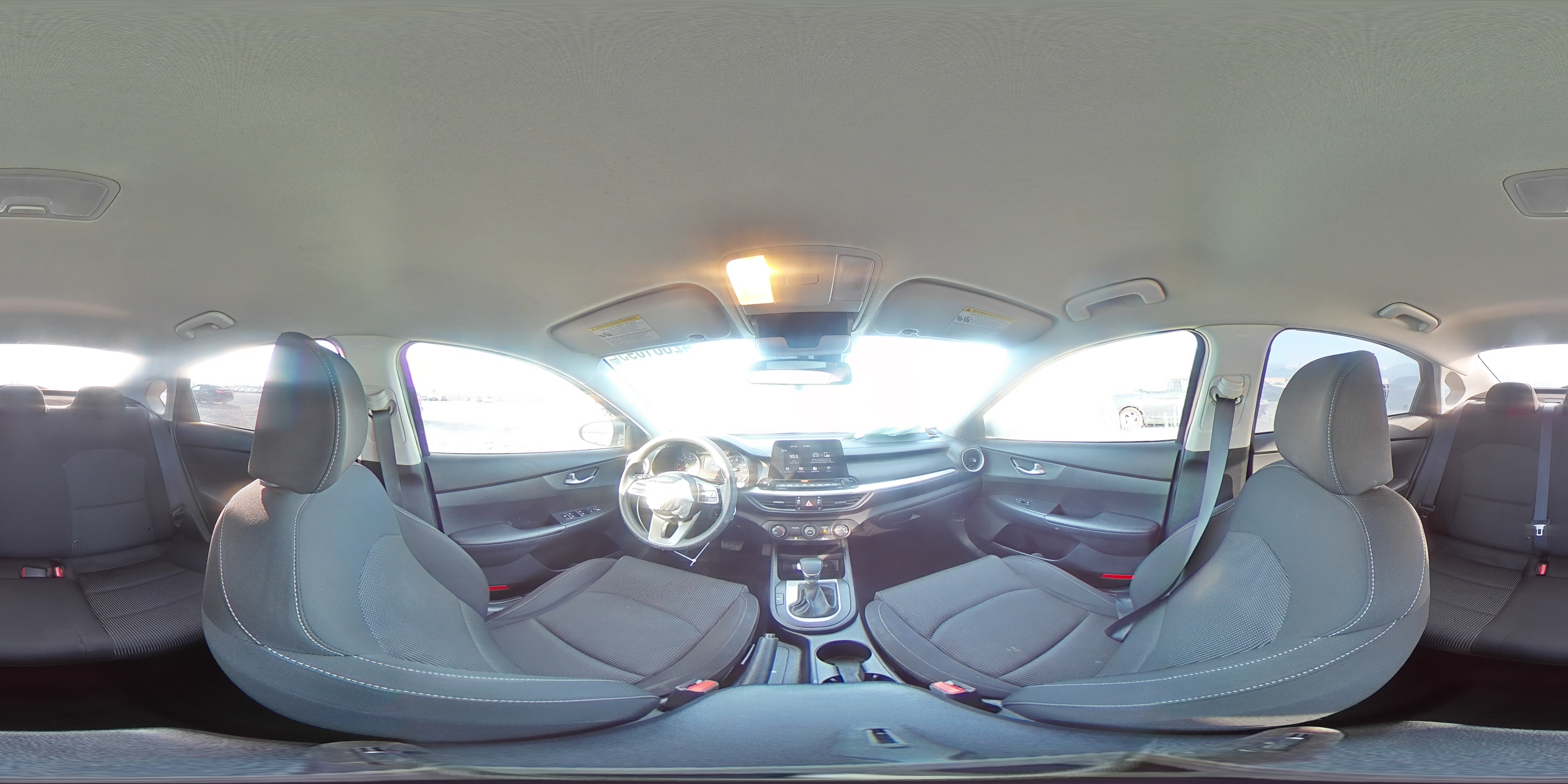 2020 Kia Forte - Image 13