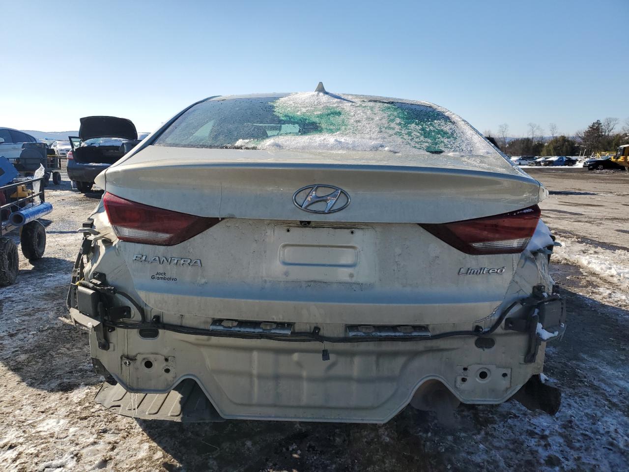 2017 Hyundai Elantra - Image 6