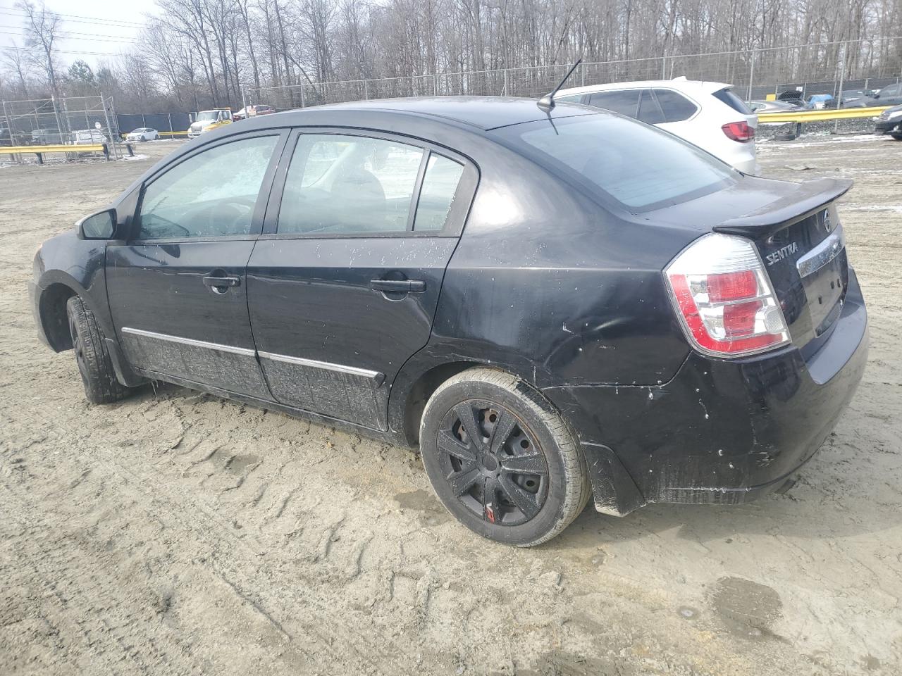 2011 Nissan Sentra - Image 2