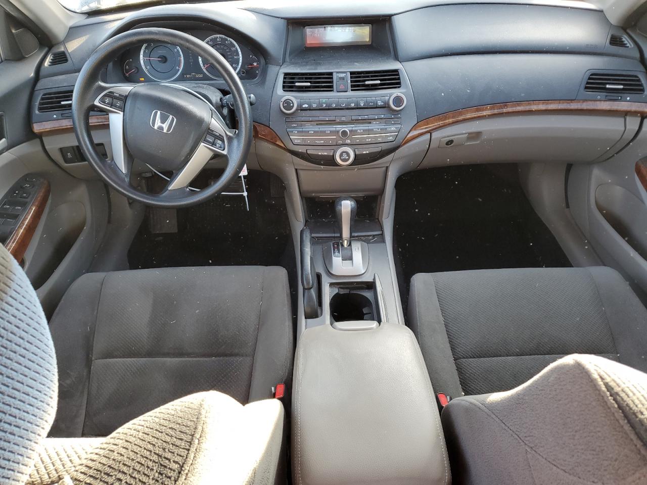 2011 Honda Accord - Image 8