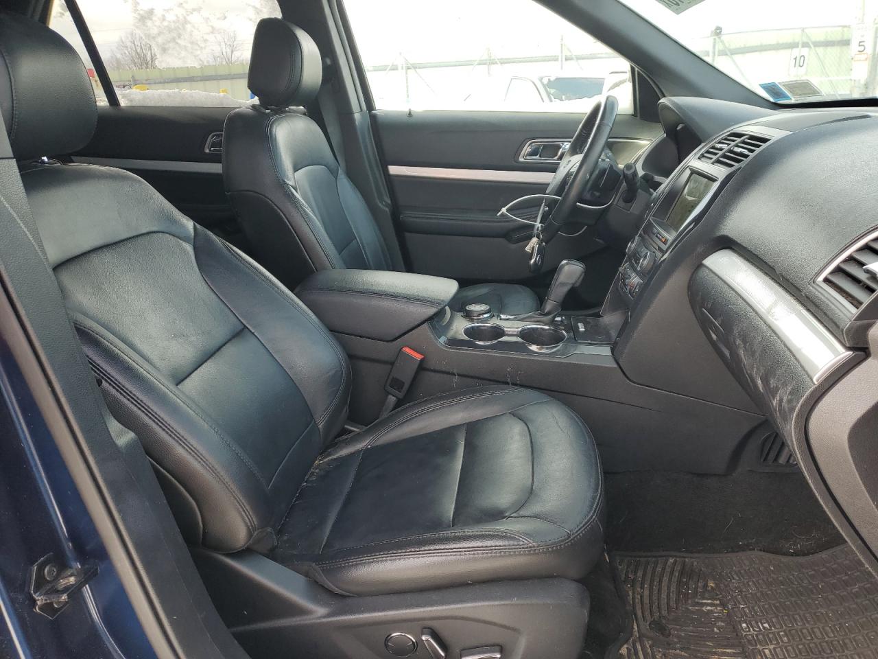 2017 Ford Explorer - Image 7