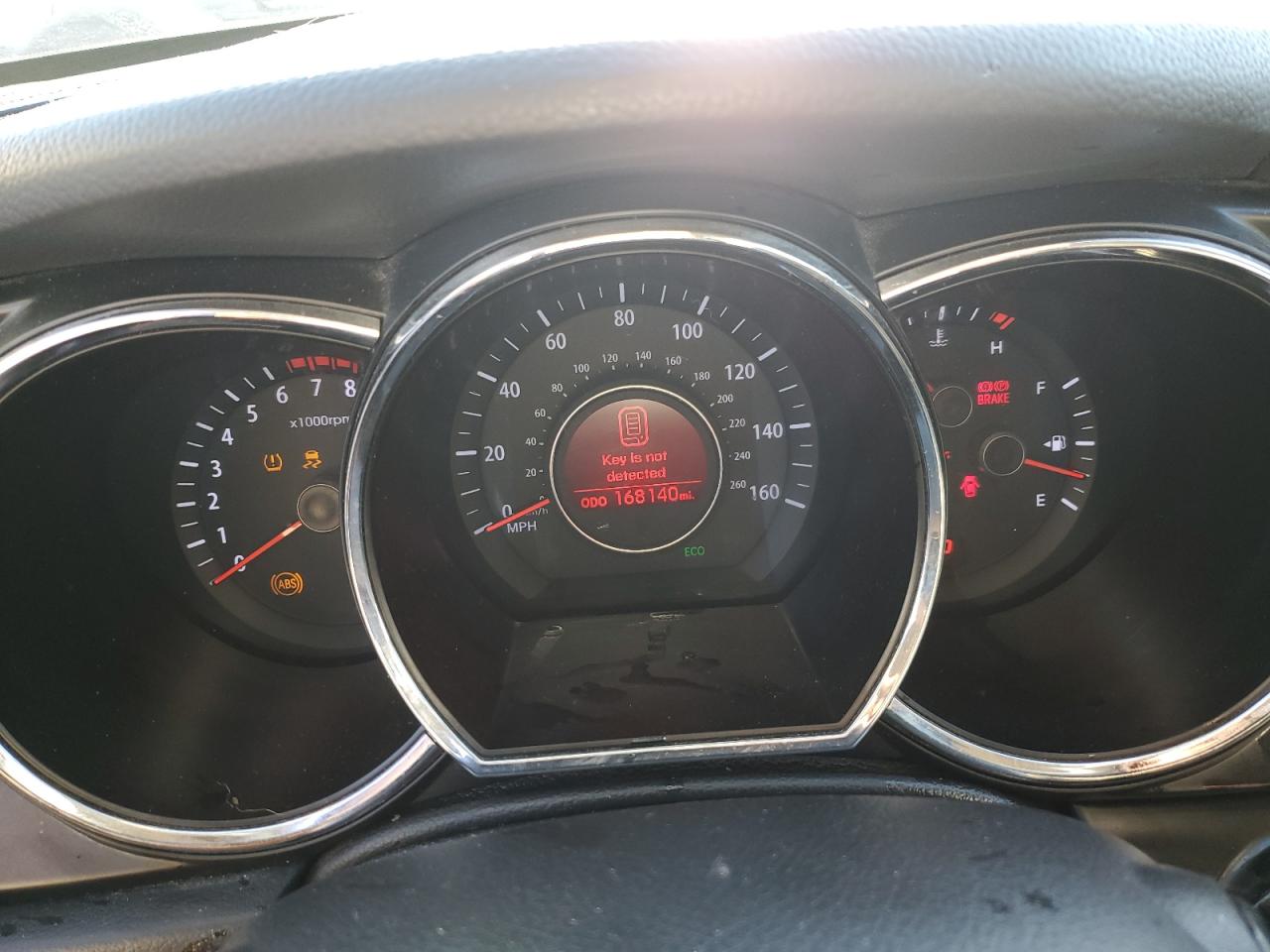 2011 Kia Optima - Image 9