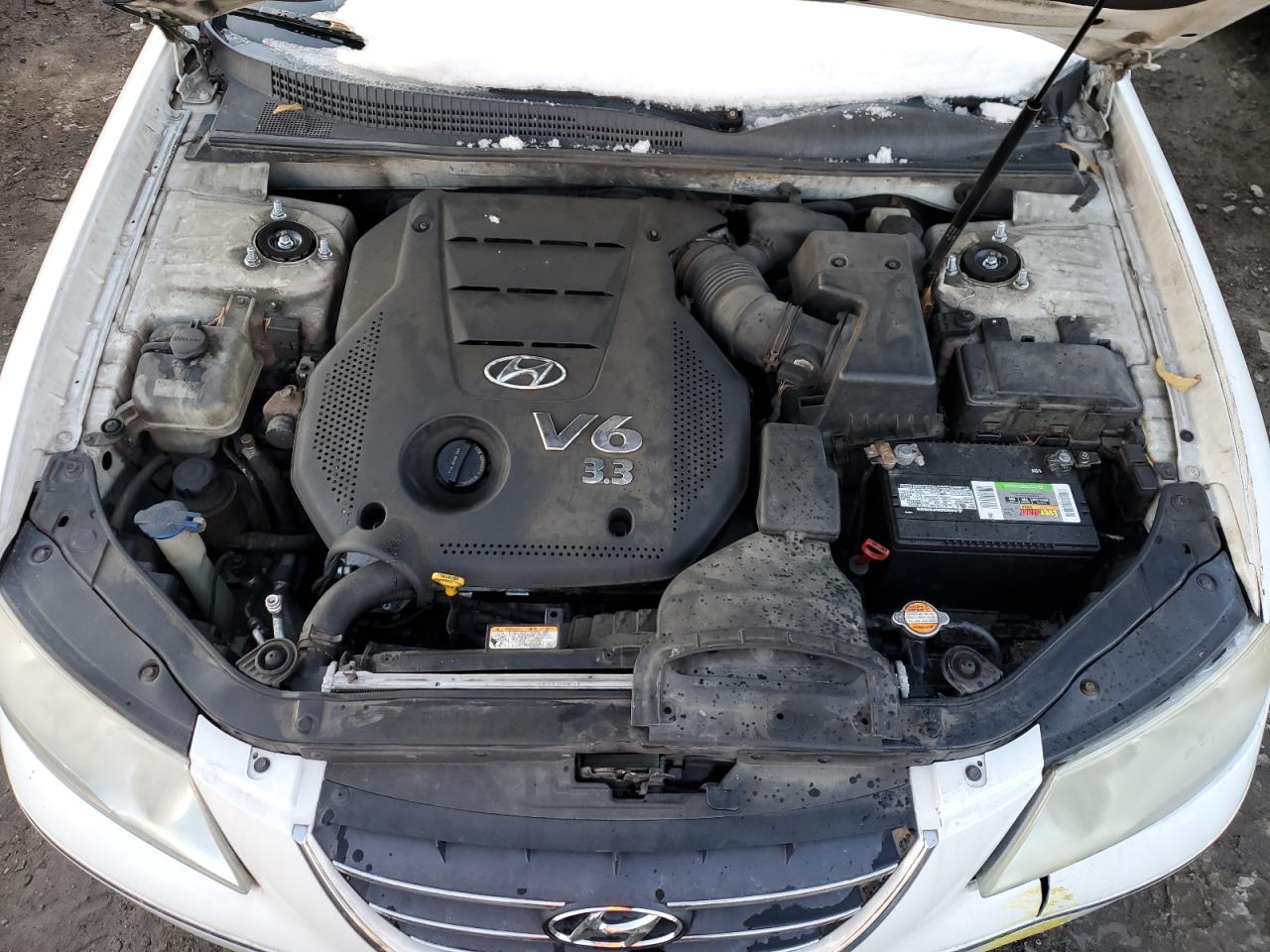 2009 Hyundai Sonata - Image 11