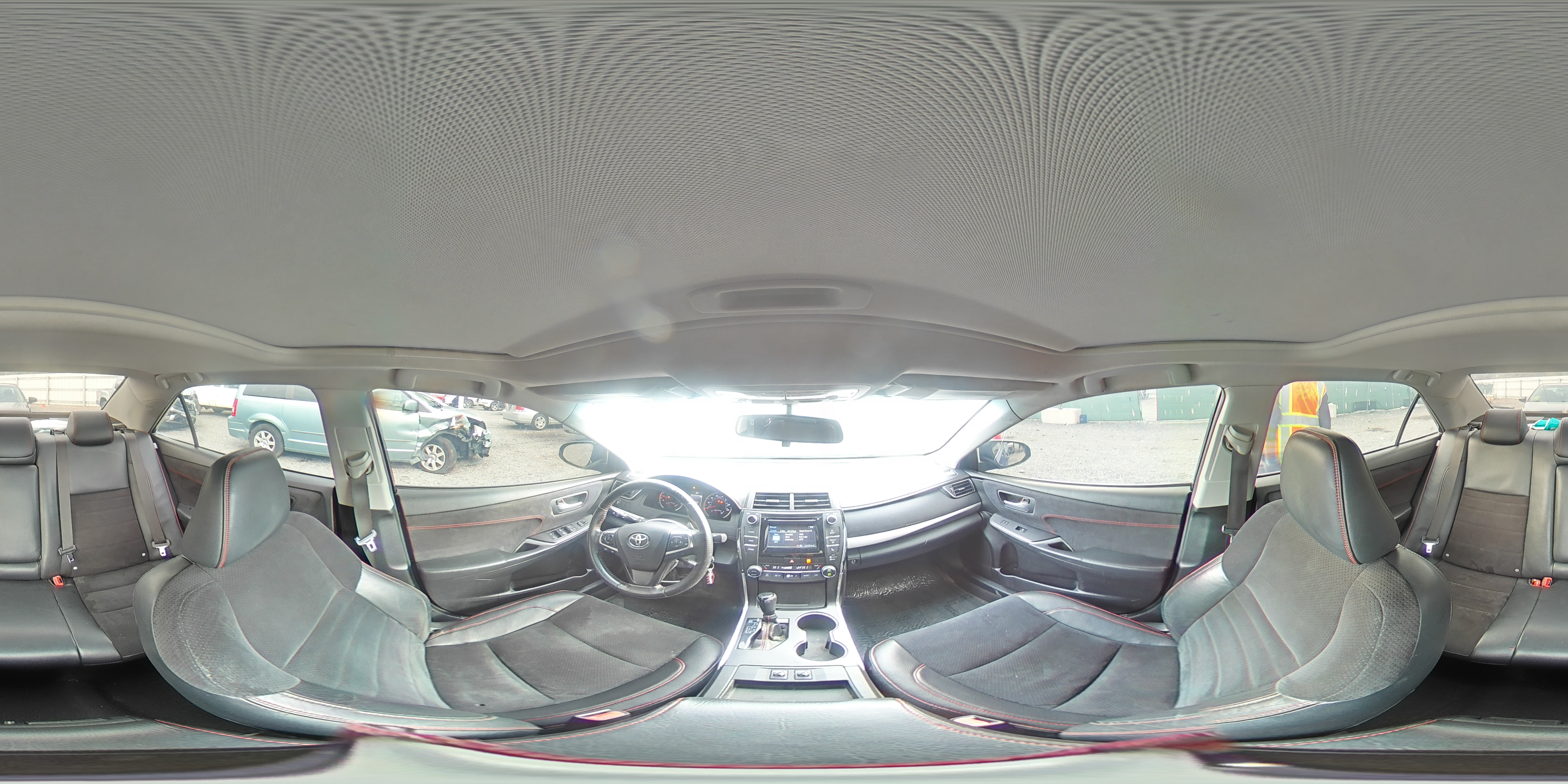 2015 Toyota Camry - Image 12