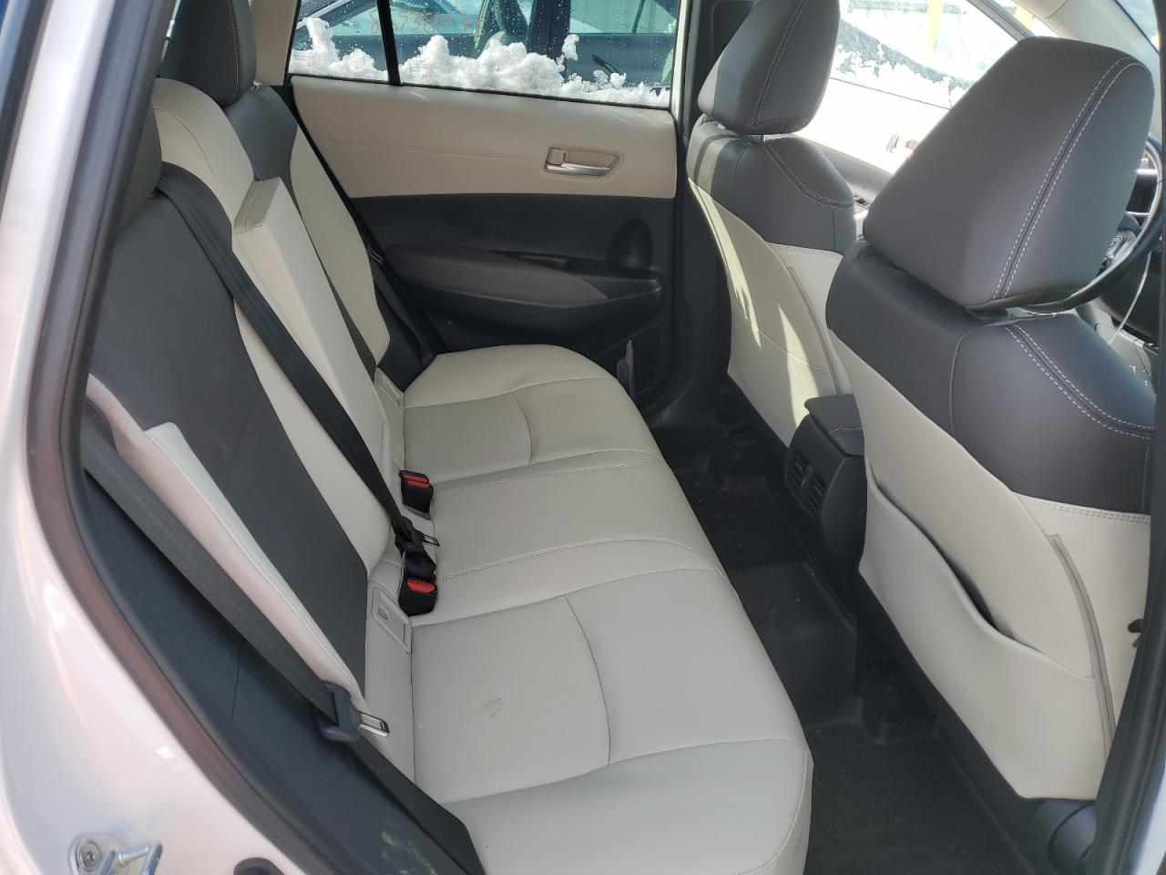 2022 Toyota Corolla Cross - Image 11