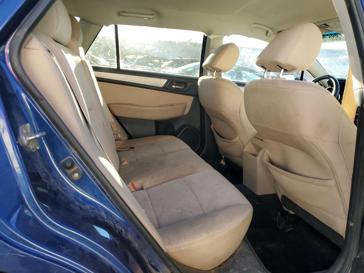 2015 Subaru Outback - Image 11