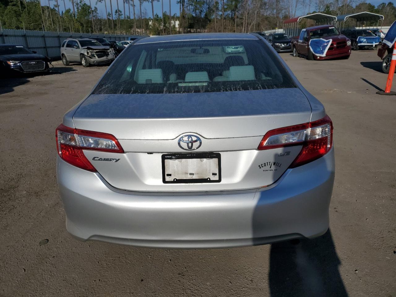 2014 Toyota Camry - Image 6