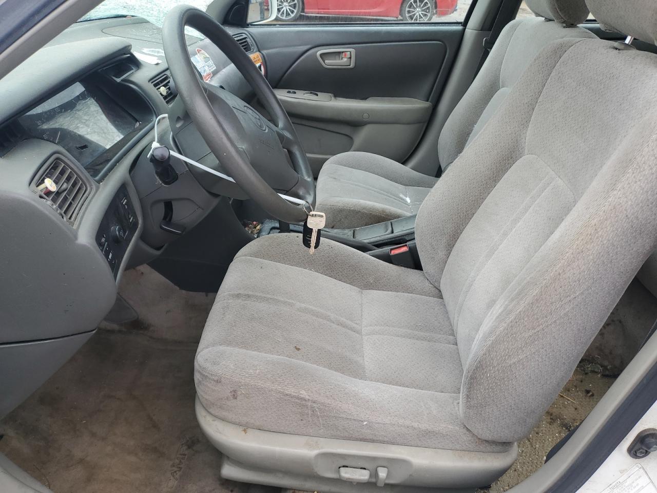 2000 Toyota Camry - Image 7